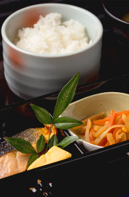 朝食